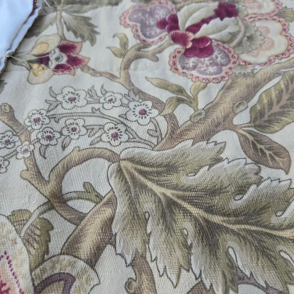 Waverly Imperial Dress Cream Red Floral Striped Valance‎ 51”